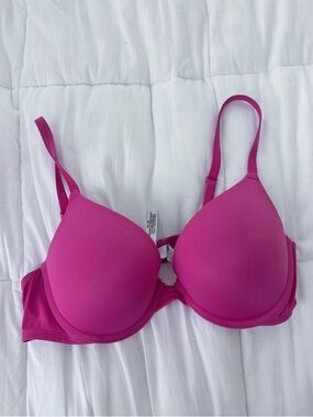 Victoria's Secret Hot Pink Everyday Push-Up T-Shirt Bra